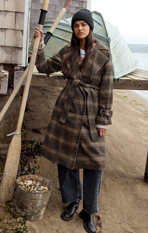 Jackie Plaid Trench | Latte