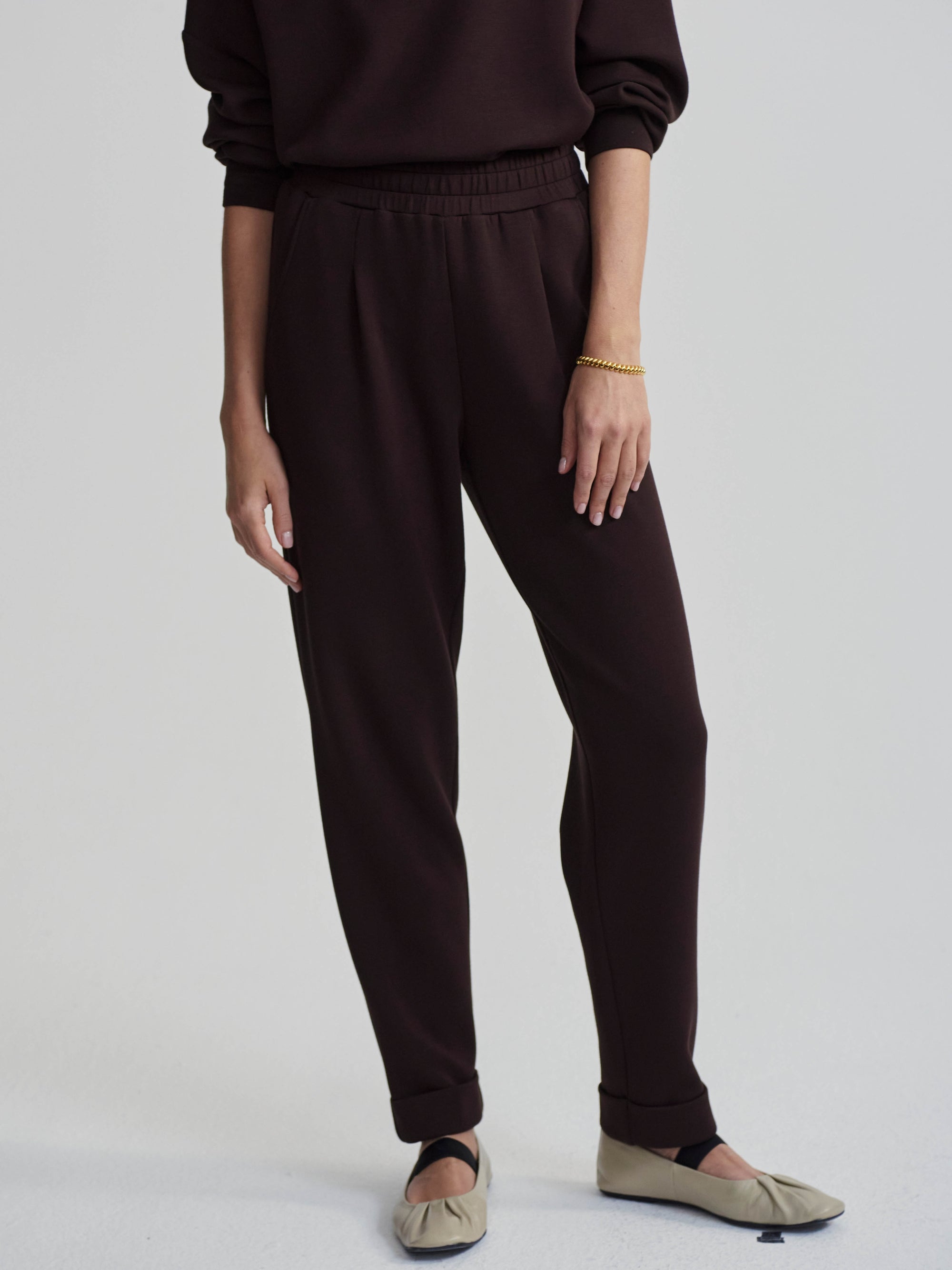 The Rolled Cuff Pant 25 | Coffee Bean