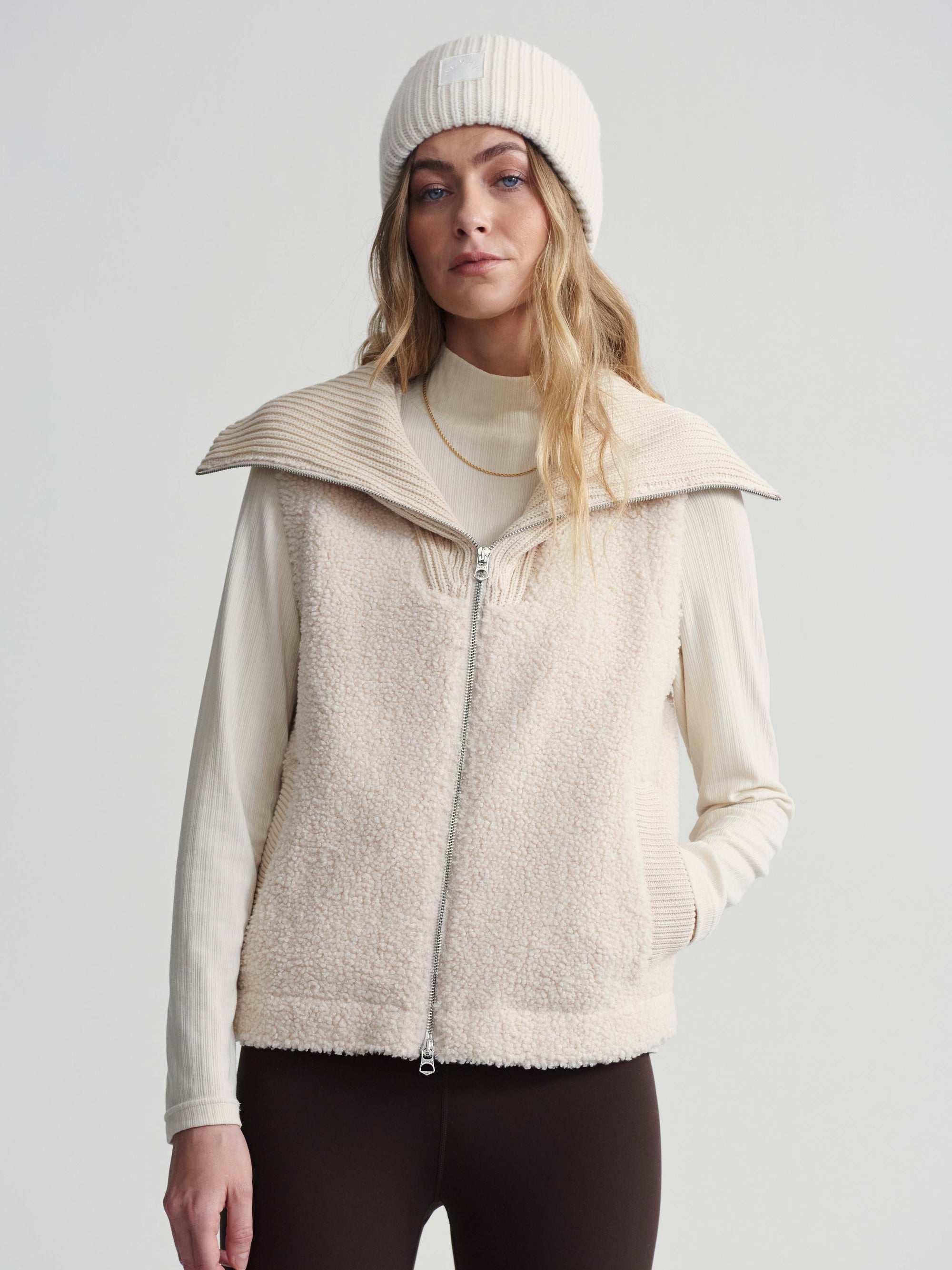 Aspen Gilet | Egret